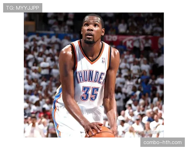 杜兰特关键时刻单打效率提升 毫不逊色哈登争夺得分王